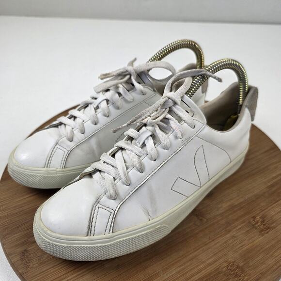 Veja Leather Shoes Womens Size 7 EU 38 White‎ Low Top Lace Up Casual Sneakers - Picture 2 of 16